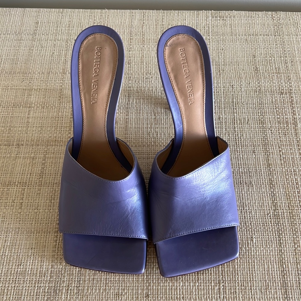 Bottega Veneta Lavender Slide Sandal